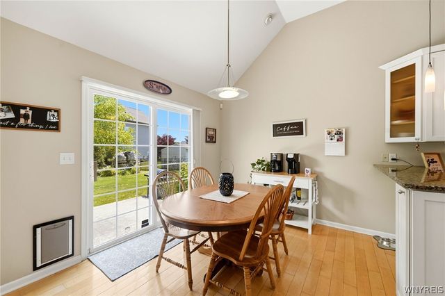7041 Rock Dove Lane, Wheatfield, NY 14304