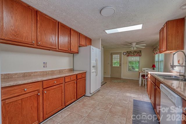 123 Little Rock Way, Mill Spring, NC 28756