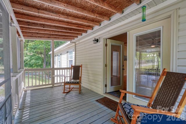 123 Little Rock Way, Mill Spring, NC 28756