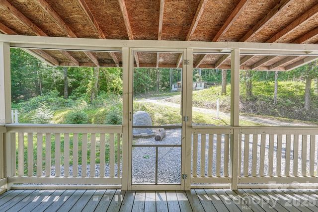 123 Little Rock Way, Mill Spring, NC 28756