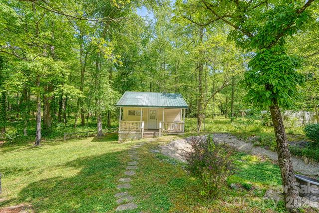 123 Little Rock Way, Mill Spring, NC 28756