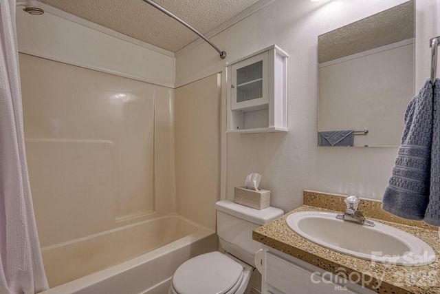 123 Little Rock Way, Mill Spring, NC 28756