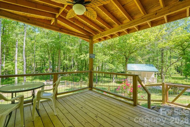 123 Little Rock Way, Mill Spring, NC 28756
