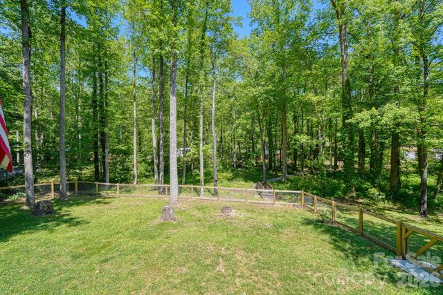 123 Little Rock Way, Mill Spring, NC 28756