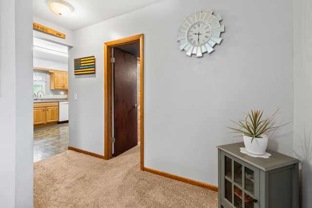 523 ELLIOTT Street, Council Bluffs, IA 51503