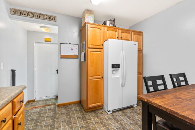 523 ELLIOTT Street, Council Bluffs, IA 51503