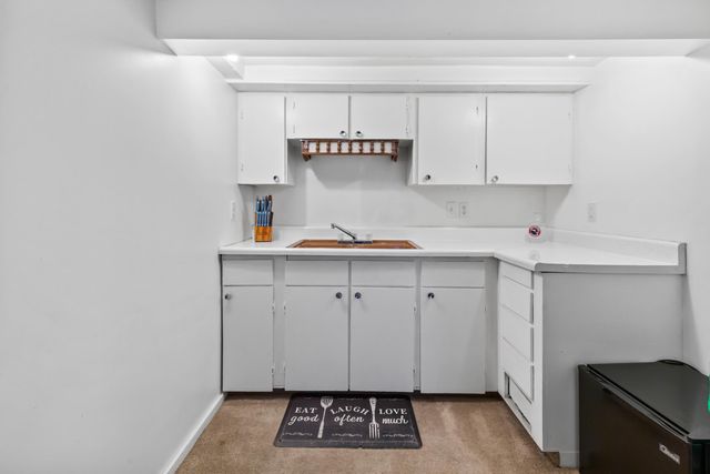 523 ELLIOTT Street, Council Bluffs, IA 51503