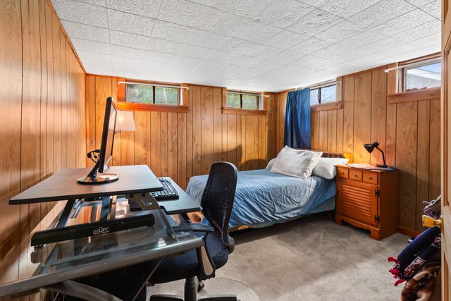 523 ELLIOTT Street, Council Bluffs, IA 51503