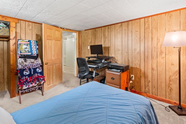 523 ELLIOTT Street, Council Bluffs, IA 51503