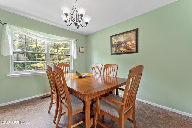9 Mary Beth Lane, Jackson, NJ 08527