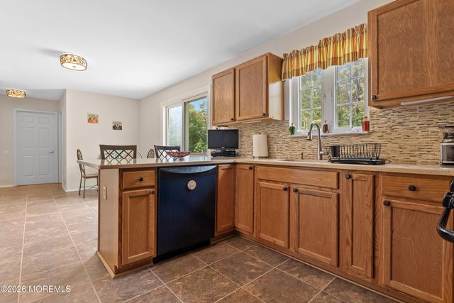 9 Mary Beth Lane, Jackson, NJ 08527