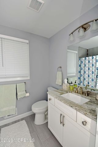 744 Anchor Avenue, Beachwood, NJ 08722