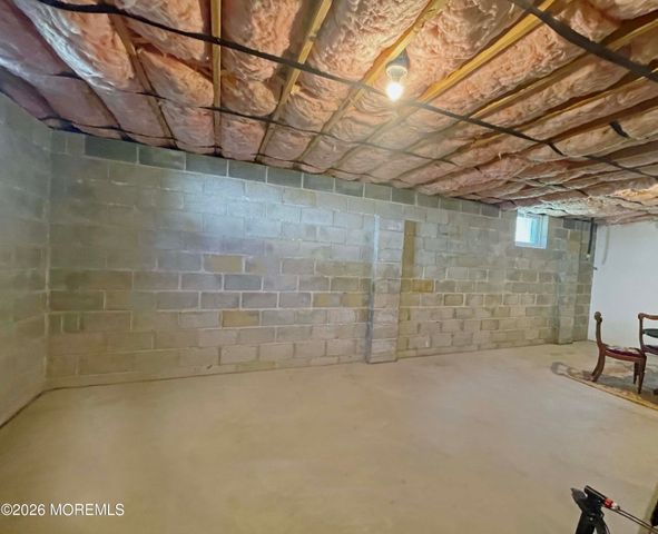 744 Anchor Avenue, Beachwood, NJ 08722