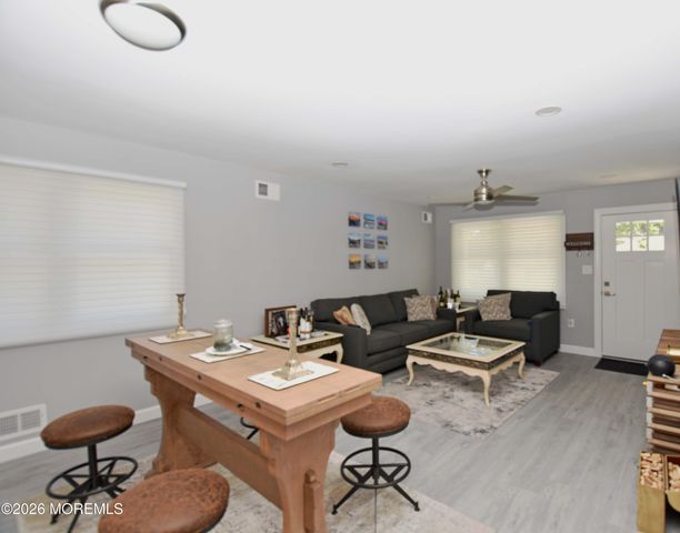 744 Anchor Avenue, Beachwood, NJ 08722