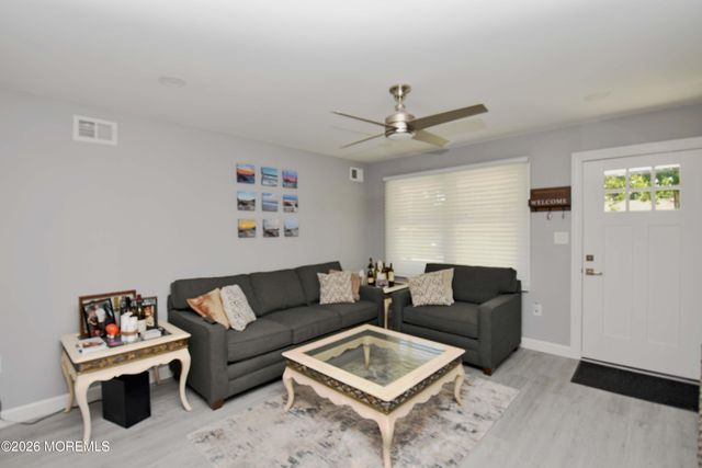 744 Anchor Avenue, Beachwood, NJ 08722