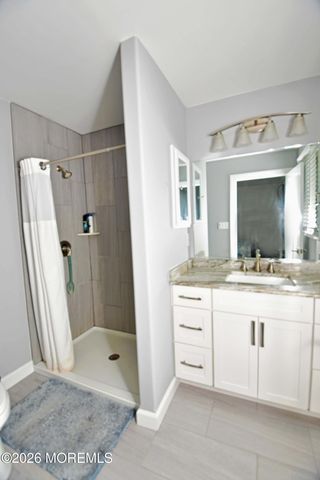 744 Anchor Avenue, Beachwood, NJ 08722