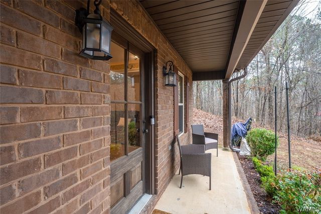 15174 Green Circle, Northport, AL 35475