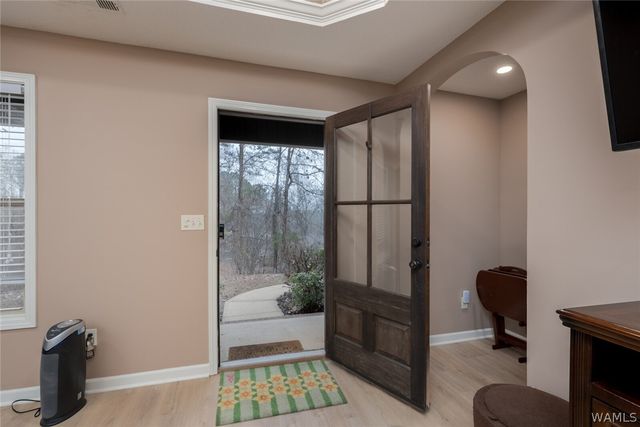 15174 Green Circle, Northport, AL 35475