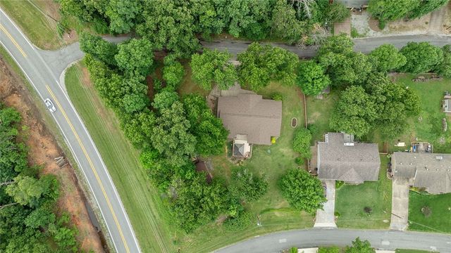 3 Clevedon Circle, Bella Vista, AR 72715