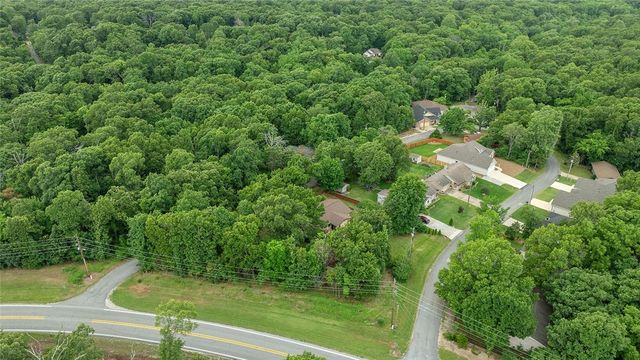 3 Clevedon Circle, Bella Vista, AR 72715