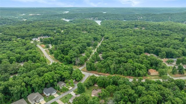3 Clevedon Circle, Bella Vista, AR 72715