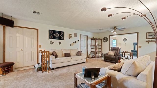 3 Clevedon Circle, Bella Vista, AR 72715