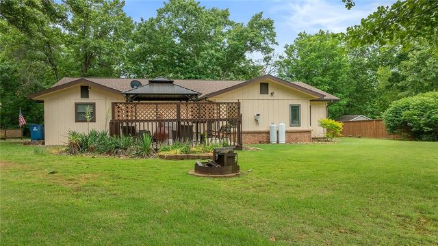 3 Clevedon Circle, Bella Vista, AR 72715
