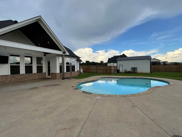11979 CR 152 W, Bullard, TX 75757