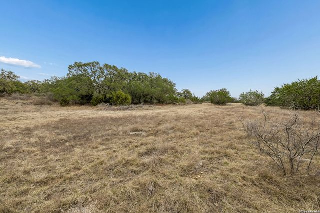 134 E ALEX JORDAN, Blanco, TX 78606