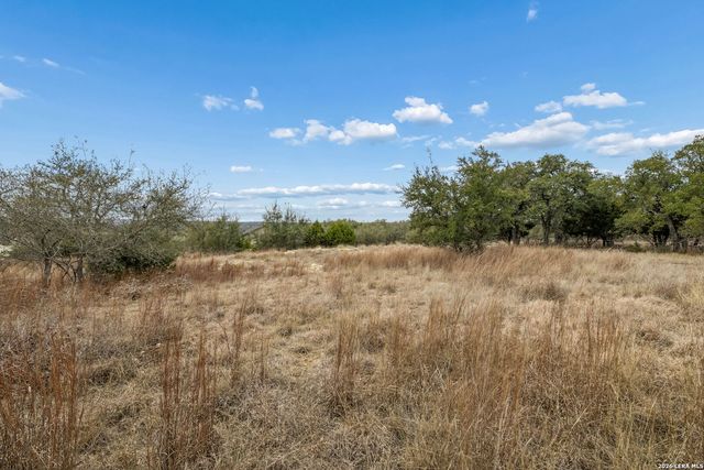 134 E ALEX JORDAN, Blanco, TX 78606