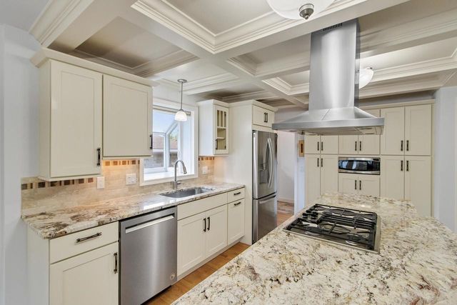 402 S Owen Drive, Madison, WI 53711