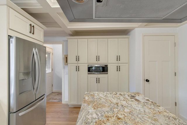 402 S Owen Drive, Madison, WI 53711