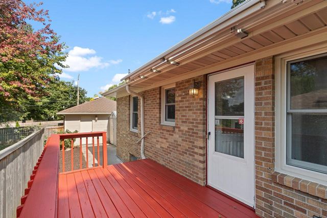 402 S Owen Drive, Madison, WI 53711