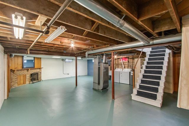 402 S Owen Drive, Madison, WI 53711
