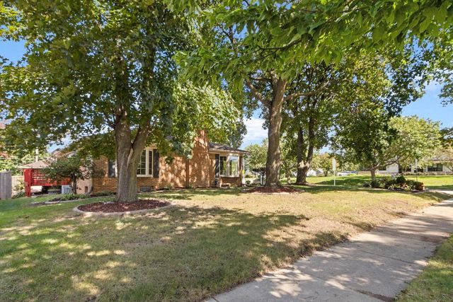402 S Owen Drive, Madison, WI 53711