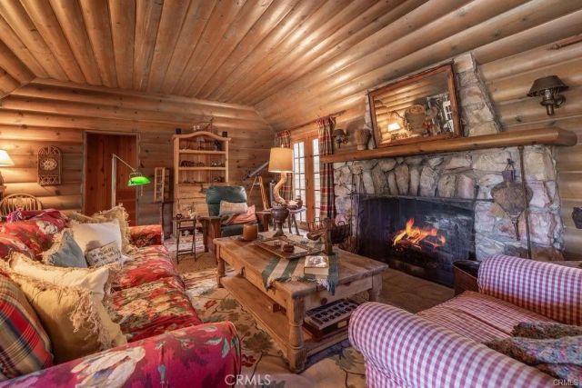 39654 Flicker Road, Fawnskin, CA 92333