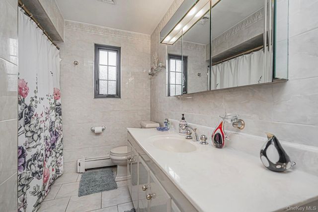 4 Brentwood Avenue, Staten Island, NY 10301