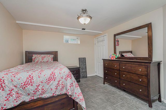 4 Brentwood Avenue, Staten Island, NY 10301