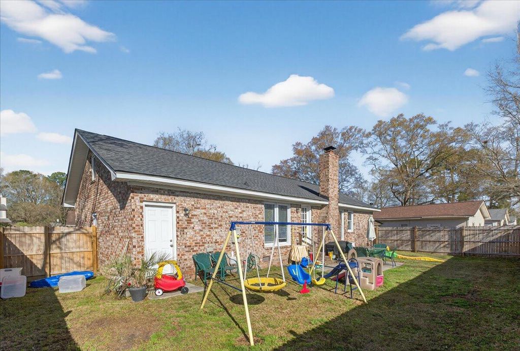 Image 26 of property listing at 1 Cyprus Court, Goose Creek, SC 29445