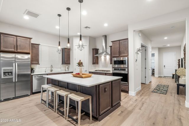 6514 E LIBBY Street, Phoenix, AZ 85054