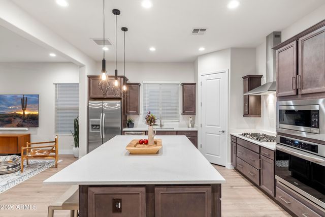 6514 E LIBBY Street, Phoenix, AZ 85054