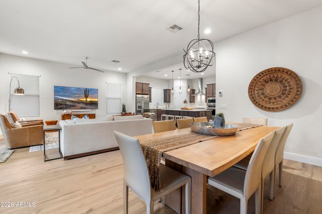 6514 E LIBBY Street, Phoenix, AZ 85054