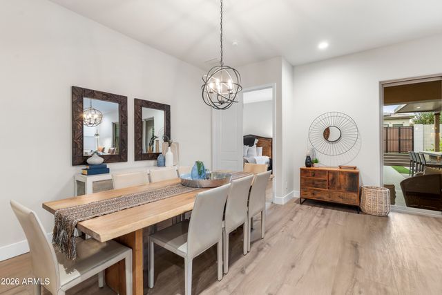 6514 E LIBBY Street, Phoenix, AZ 85054