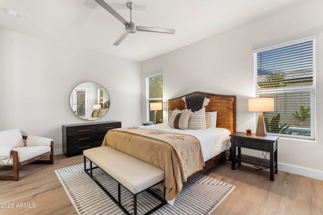 6514 E LIBBY Street, Phoenix, AZ 85054