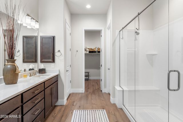 6514 E LIBBY Street, Phoenix, AZ 85054