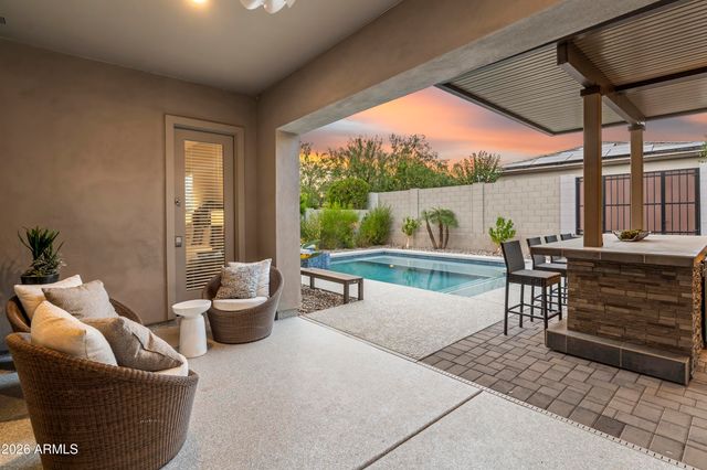 6514 E LIBBY Street, Phoenix, AZ 85054