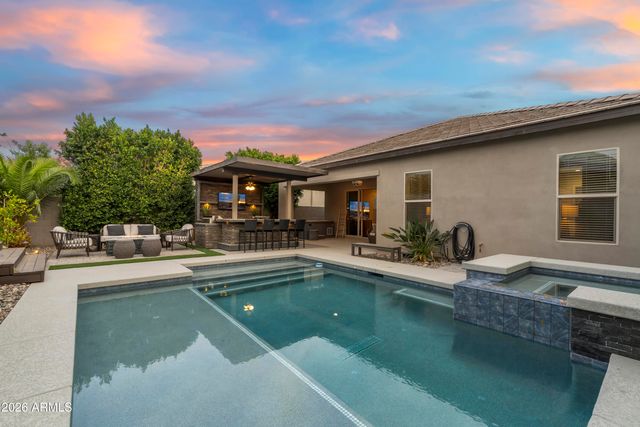 6514 E LIBBY Street, Phoenix, AZ 85054