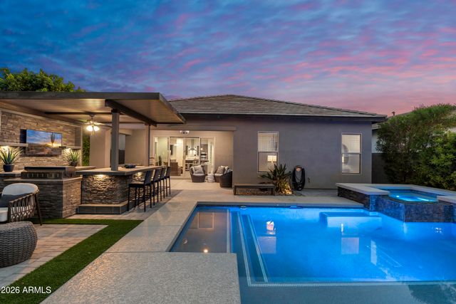 6514 E LIBBY Street, Phoenix, AZ 85054
