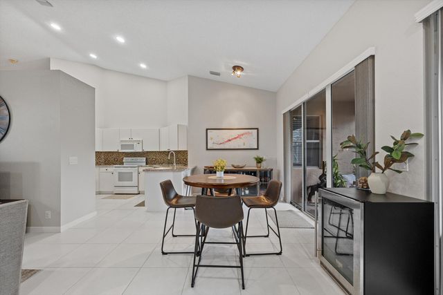 4657 Carlton Golf Drive, Lake Worth, FL 33449