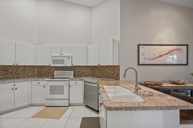 4657 Carlton Golf Drive, Lake Worth, FL 33449